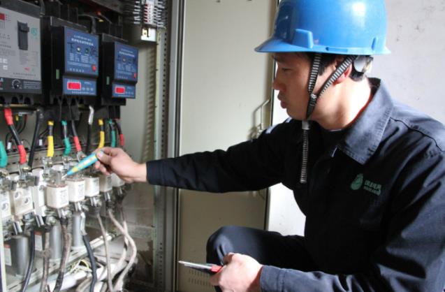 　　常州高壓電工證和低壓電工證的考取問題