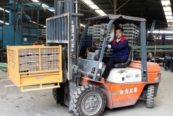 叉車