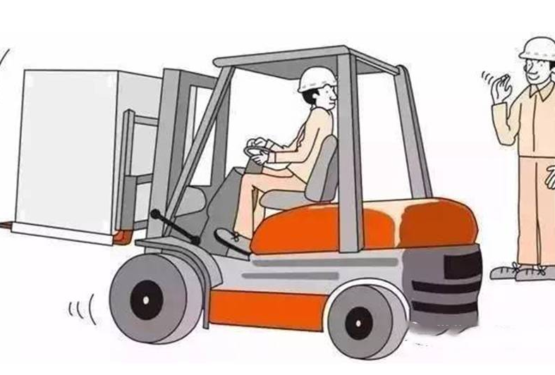 叉車