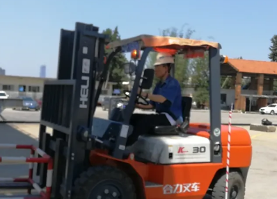 叉車