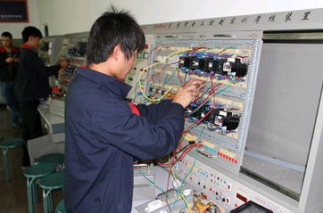 電工
