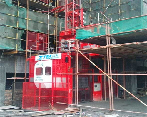 施工升降機(jī)
