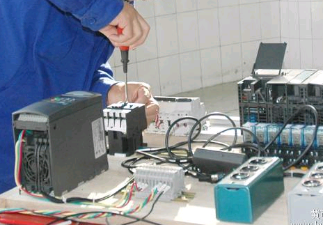 電工
