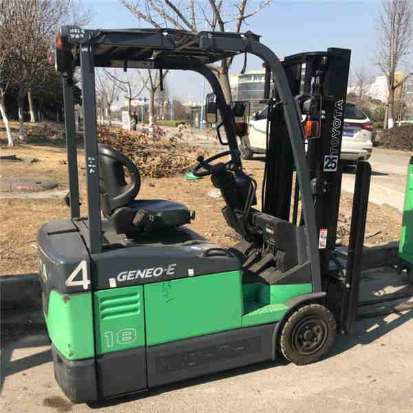 西寧合力叉車