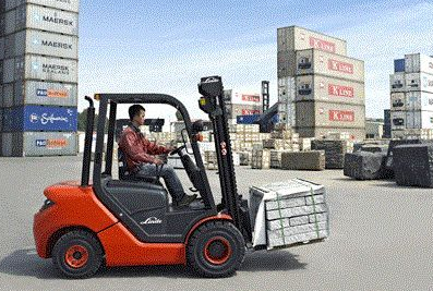 叉車