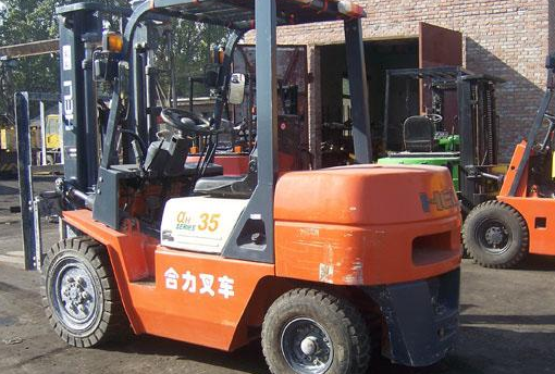 叉車