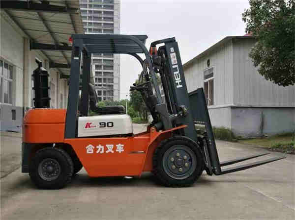 叉車