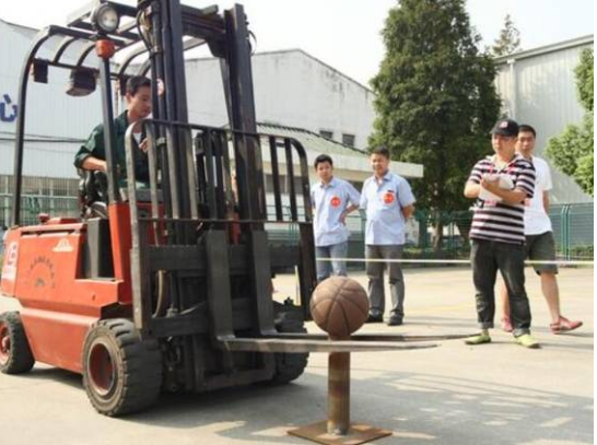 叉車的工資怎么樣？有沒有過萬？(圖3)